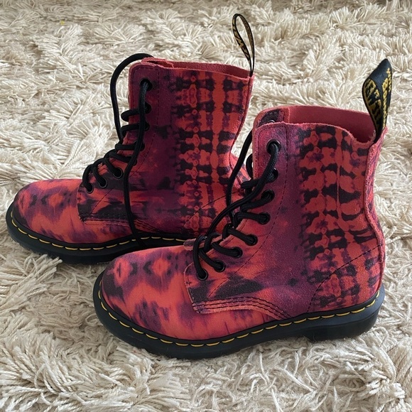 Streetwear, Edgy, Grunge Dr Martens PASCAL Summer Tie Dye Leather Combat Boots - Picture 2 of 10